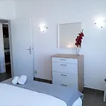 Torre 6- Vista Cidade, Aconchegante, 80mt Praia, Wifi Quarteira