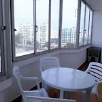 Torre 6- Vista Cidade, Aconchegante, 80mt Praia, Wifi * Quarteira