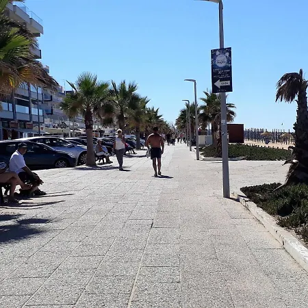 Torre 6- Vista Cidade, Aconchegante, 80mt Praia, Wifi דירה