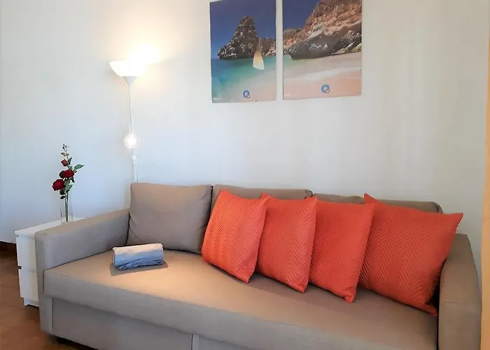 아파트 Torre 6- Vista Cidade, Aconchegante, 80mt Praia, Wifi *
